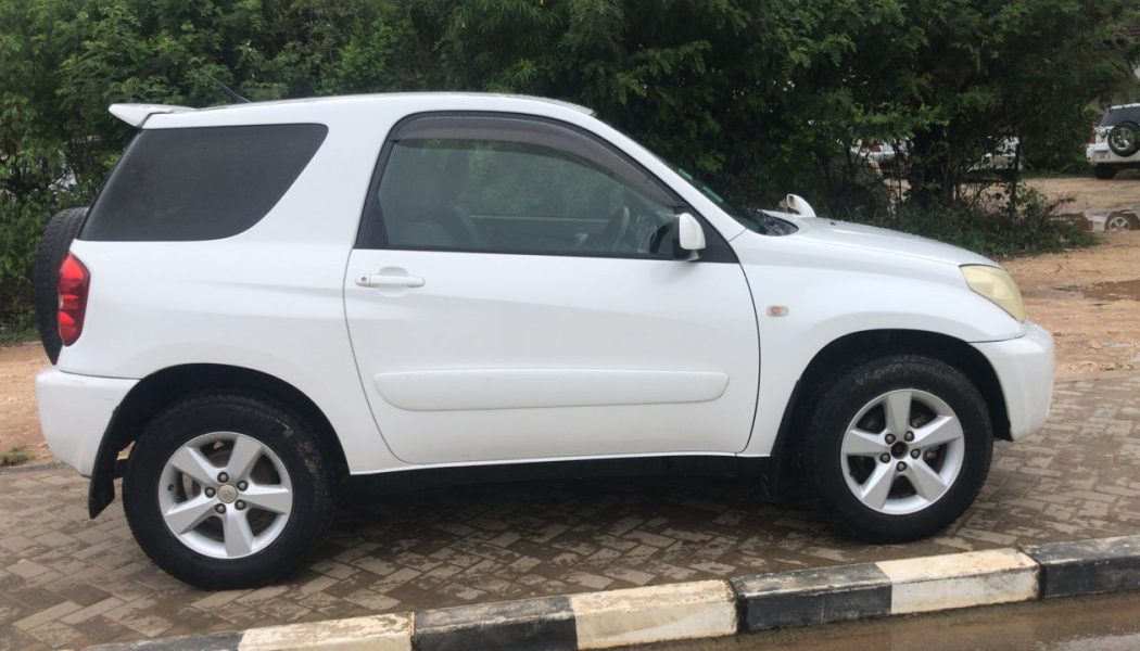 Car Hire & Taxi Services in Airport